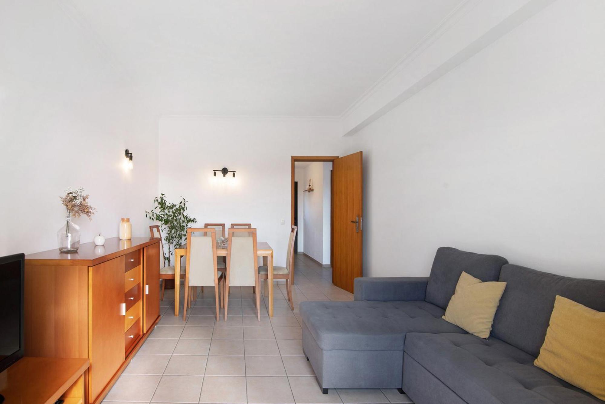 T1 Vista Alegre Apartment